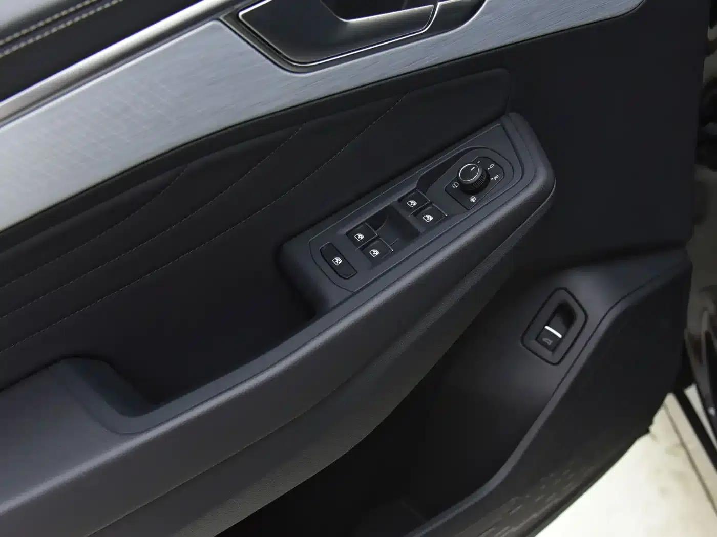 2024 Range Rover 380TSI 4WD Luxury Pro 6-seater — миниатюра 11