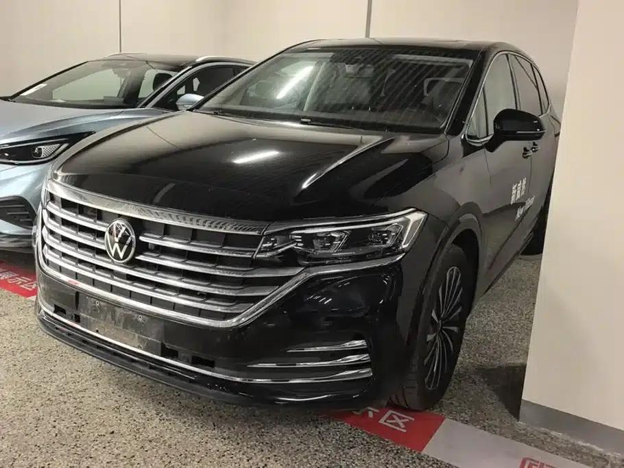 Viloran 2024 380TSI Premium Edition — миниатюра 1