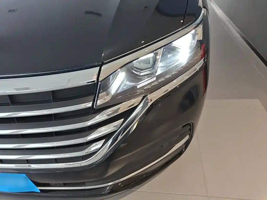 Viloran 2024 330TSI Business Edition — миниатюра 24
