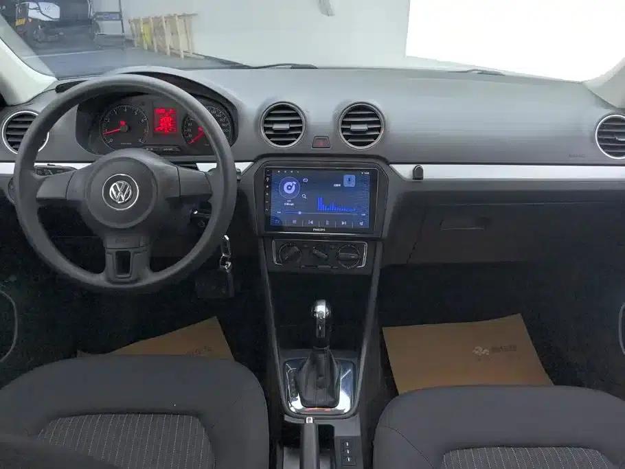 Jetta 2013 1.6L Automatic Comfort Model — миниатюра 12