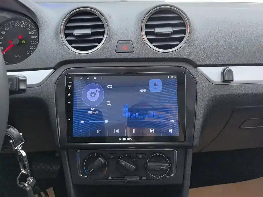 Jetta 2013 1.6L Automatic Comfort Model — миниатюра 13