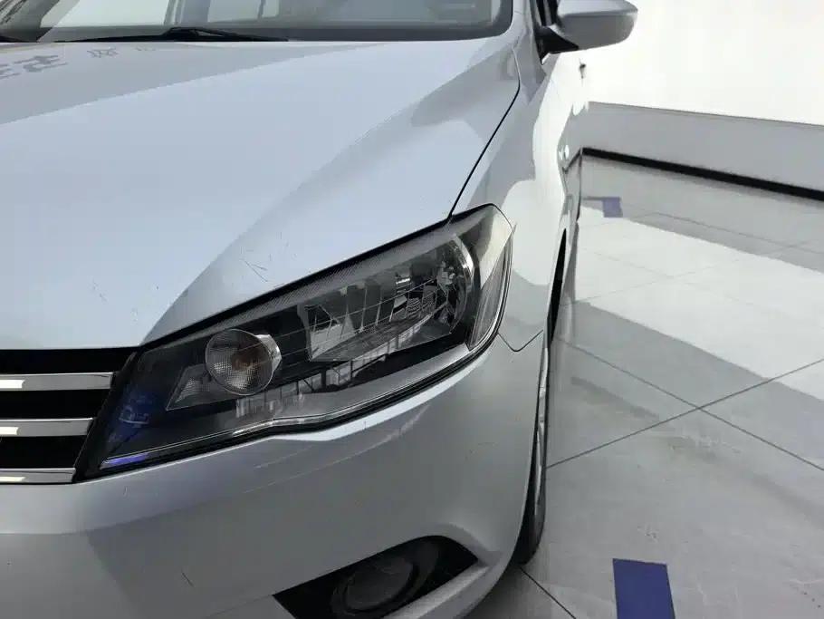 Jetta 2013 1.6L Automatic Comfort Model — миниатюра 5