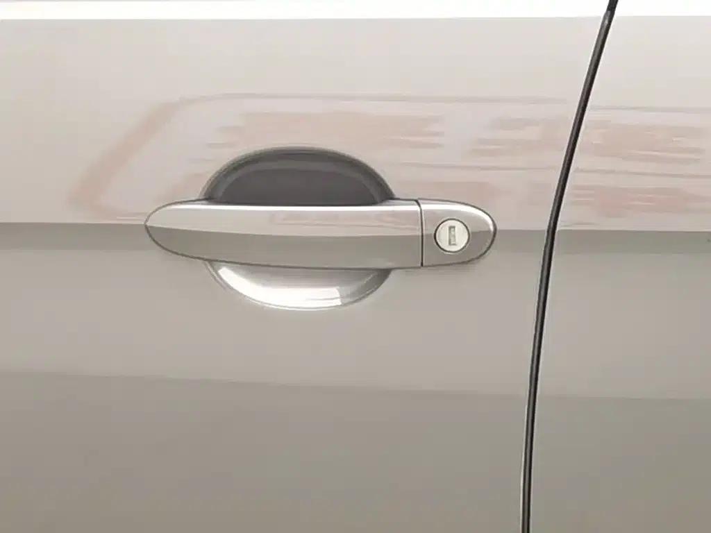 Jetta 2015 1.6L Manual Fashion Edition — миниатюра 18
