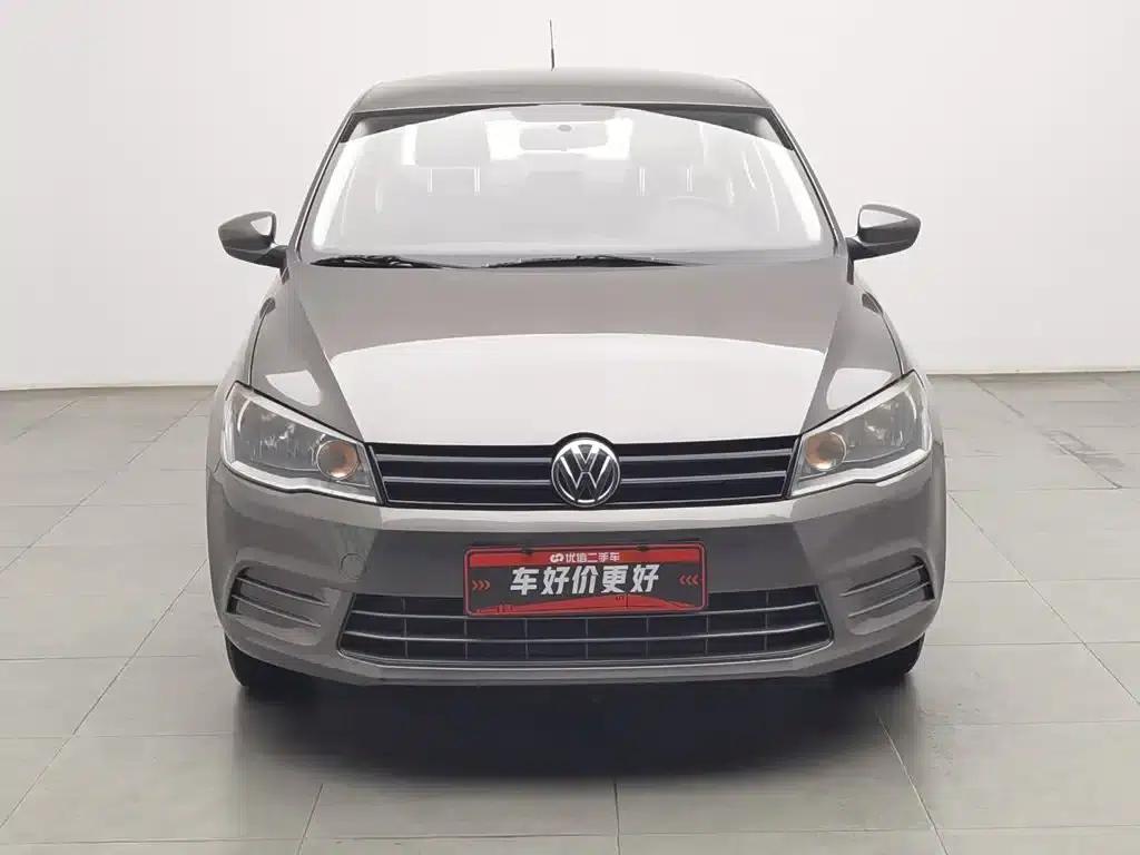 Jetta 2015 1.6L Manual Fashion Edition — миниатюра 3