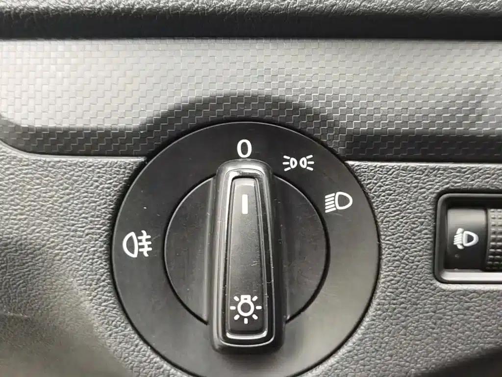 Jetta 2015 1.6L Manual Fashion Edition — миниатюра 21