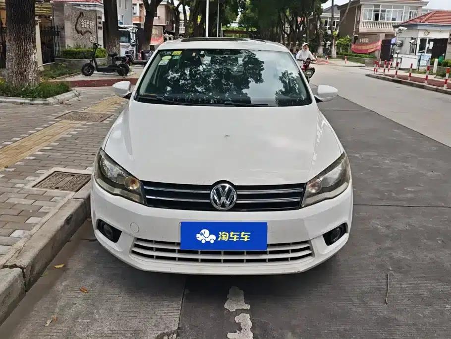 Jetta 2015 Value Edition 1.6L Manual Comfort Model — миниатюра 2