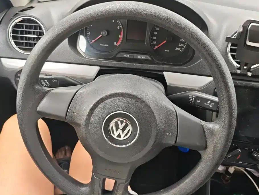 Jetta 2015 Value Edition 1.6L Manual Comfort Model — миниатюра 15