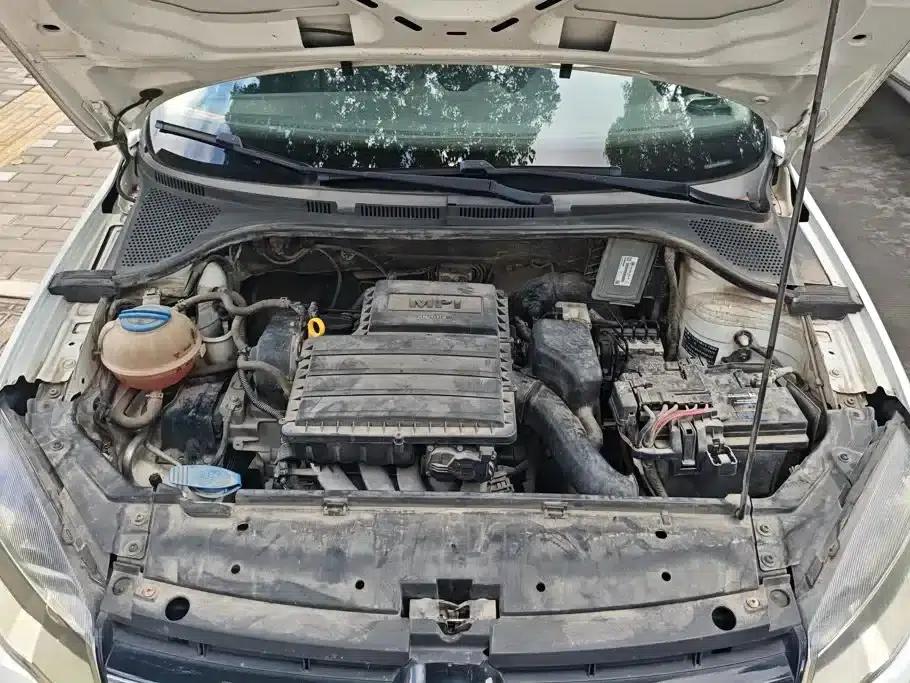 Jetta 2015 Value Edition 1.6L Manual Comfort Model — миниатюра 10