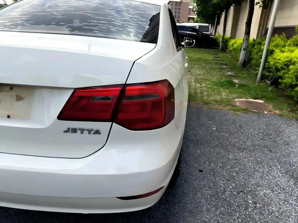Jetta 2015 1.6L Automatic Fashion Model — миниатюра 8