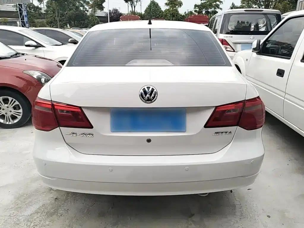 Jetta 2015 Value Edition 1.4L Manual Fashion Model — миниатюра 6