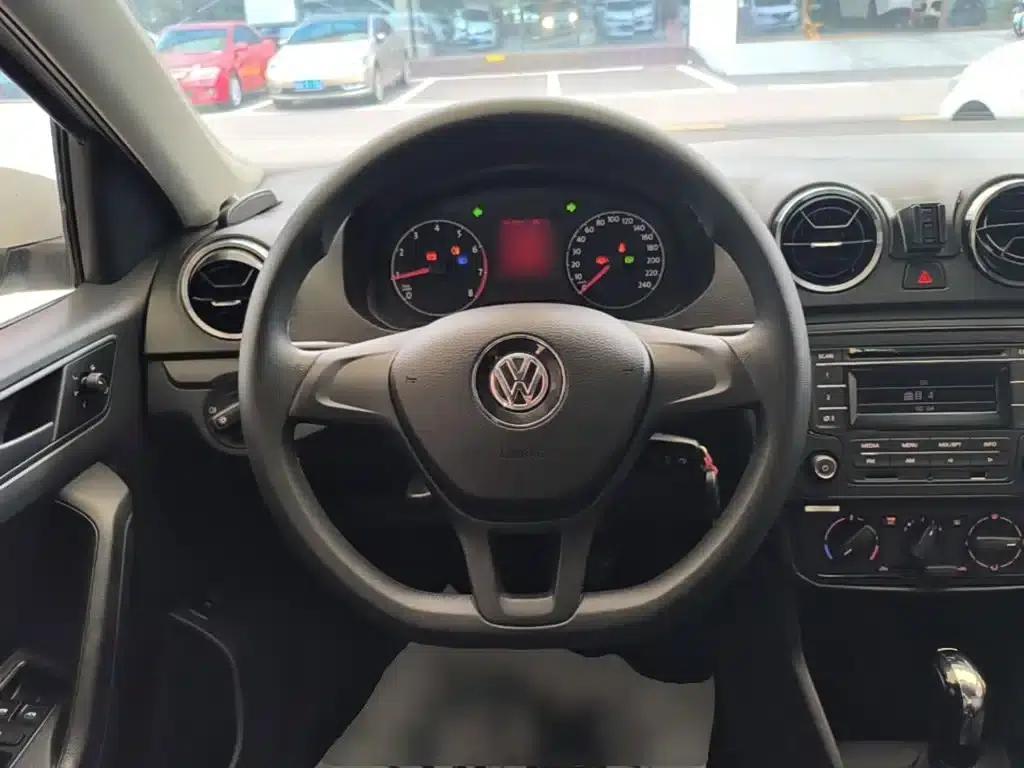 Jetta 2017 1.5L Automatic Fashion Edition — миниатюра 11