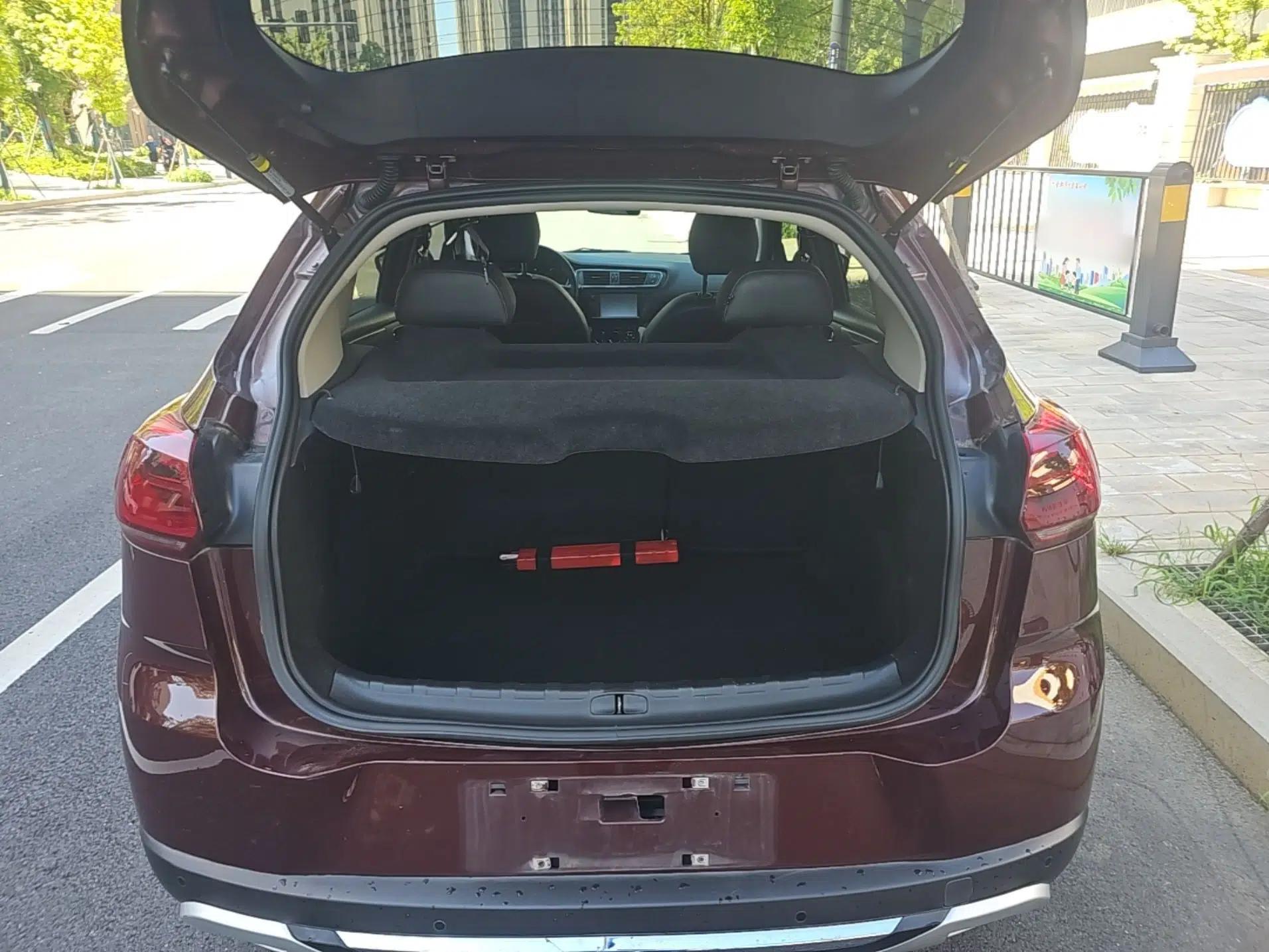 Citroen C3-XR 2015 1.6L Automatic Smart Version — миниатюра 22