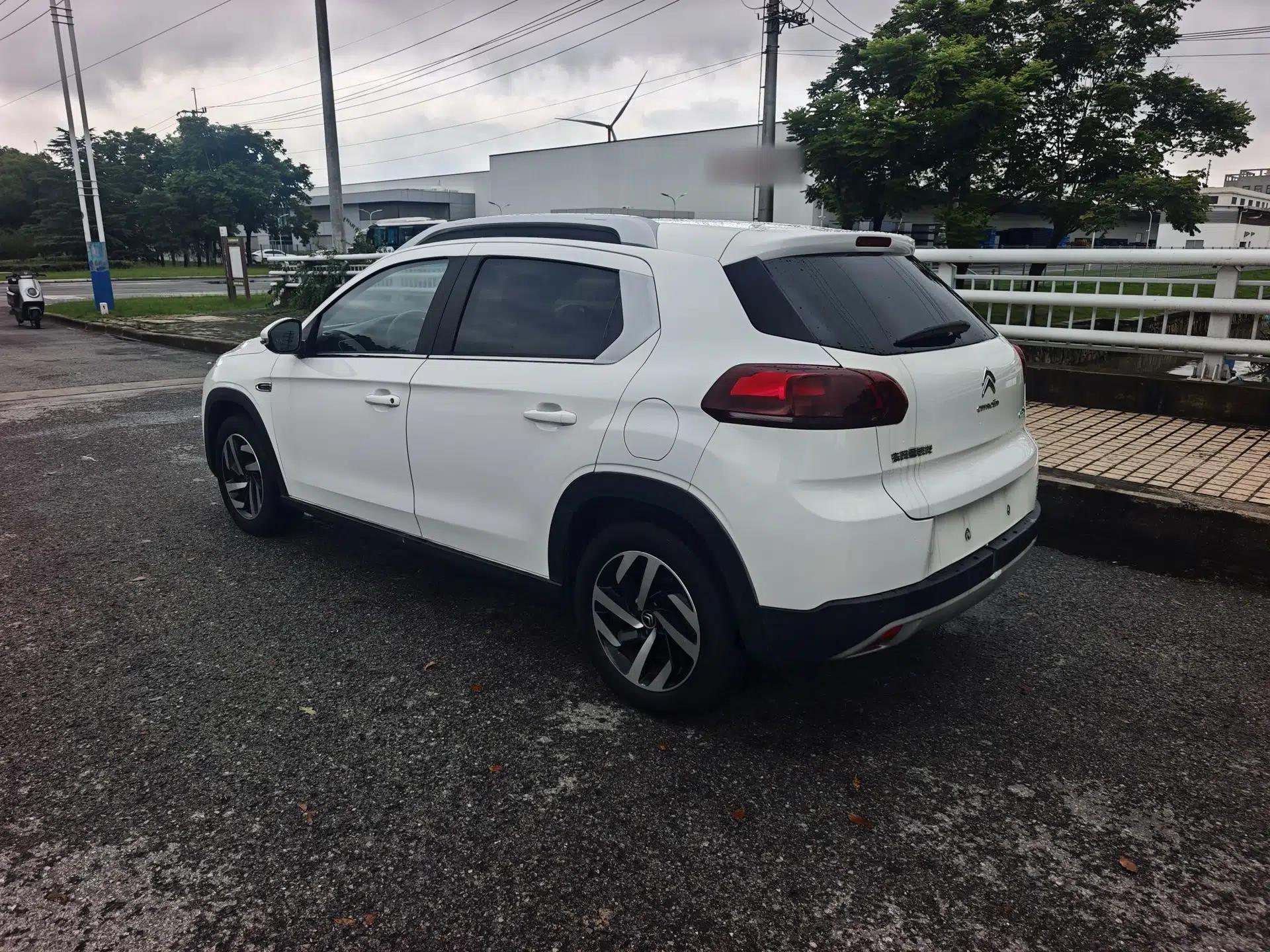 Citroen C3-XR 2017 1.6L Automatic Pioneer Model — миниатюра 15