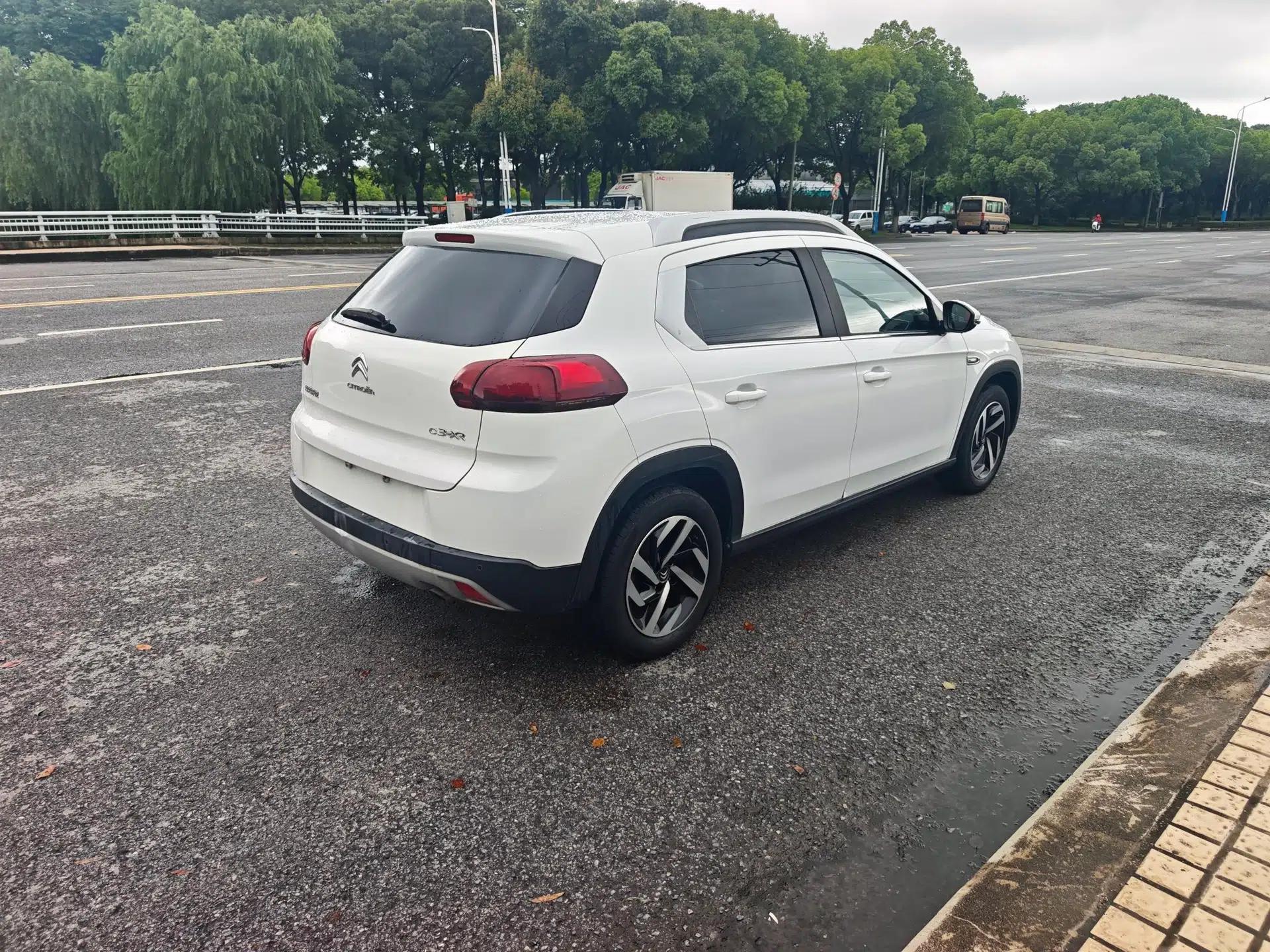 Citroen C3-XR 2017 1.6L Automatic Pioneer Model — миниатюра 16