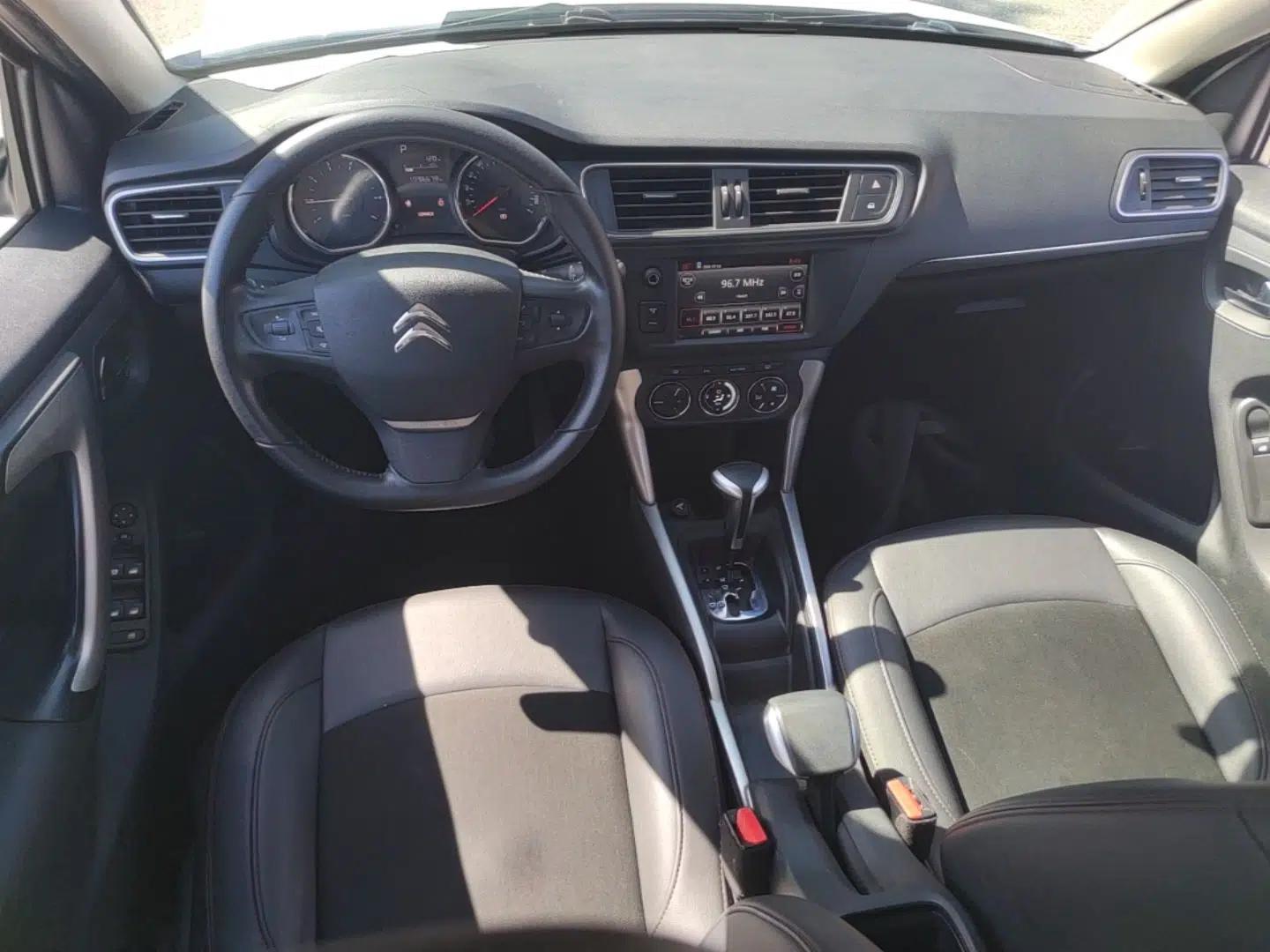 Citroen C3-XR 2017 1.6L Automatic Pioneer Model — миниатюра 18