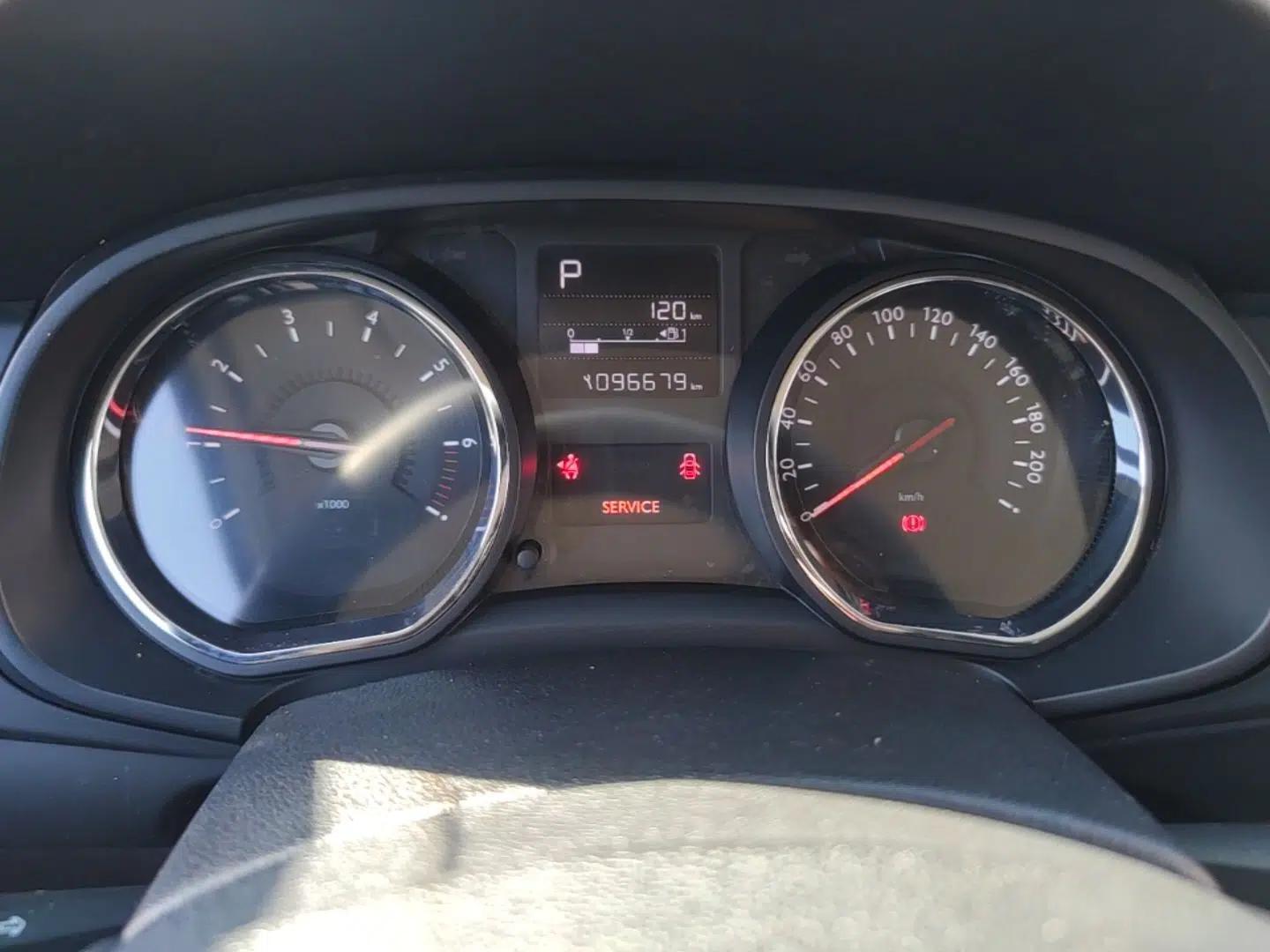 Citroen C3-XR 2017 1.6L Automatic Pioneer Model — миниатюра 20