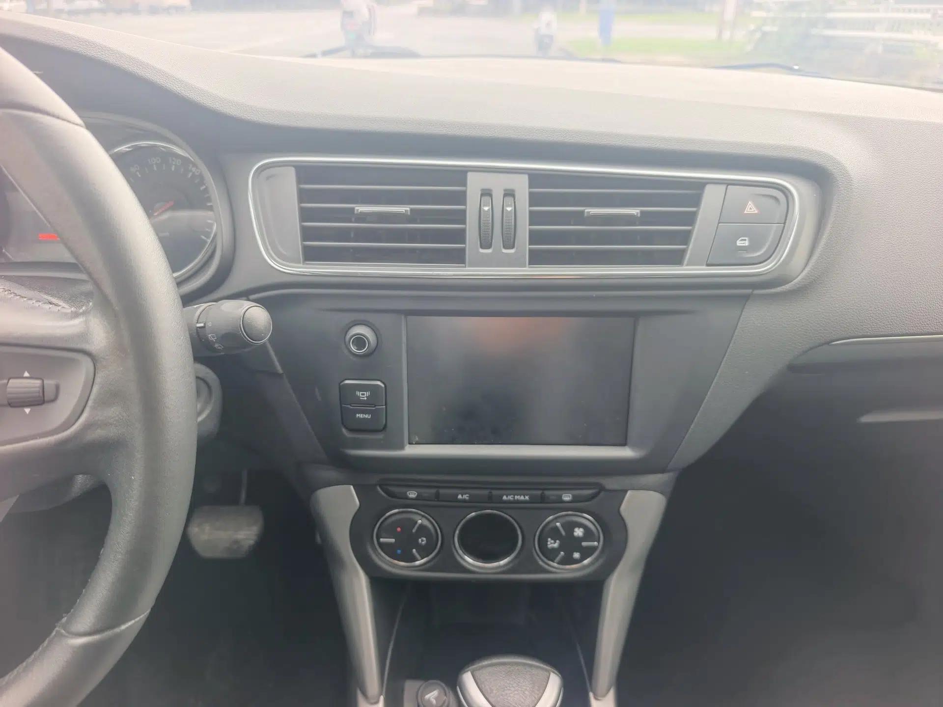 Citroen C3-XR 2017 1.6L Automatic Pioneer Model — миниатюра 22