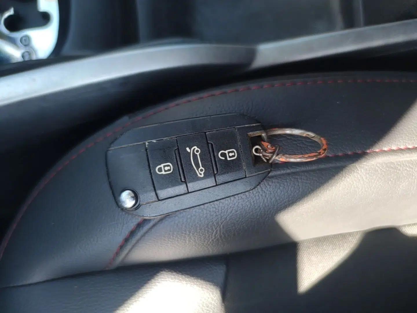 Citroen C3-XR 2017 1.6L Automatic Pioneer Model — миниатюра 30