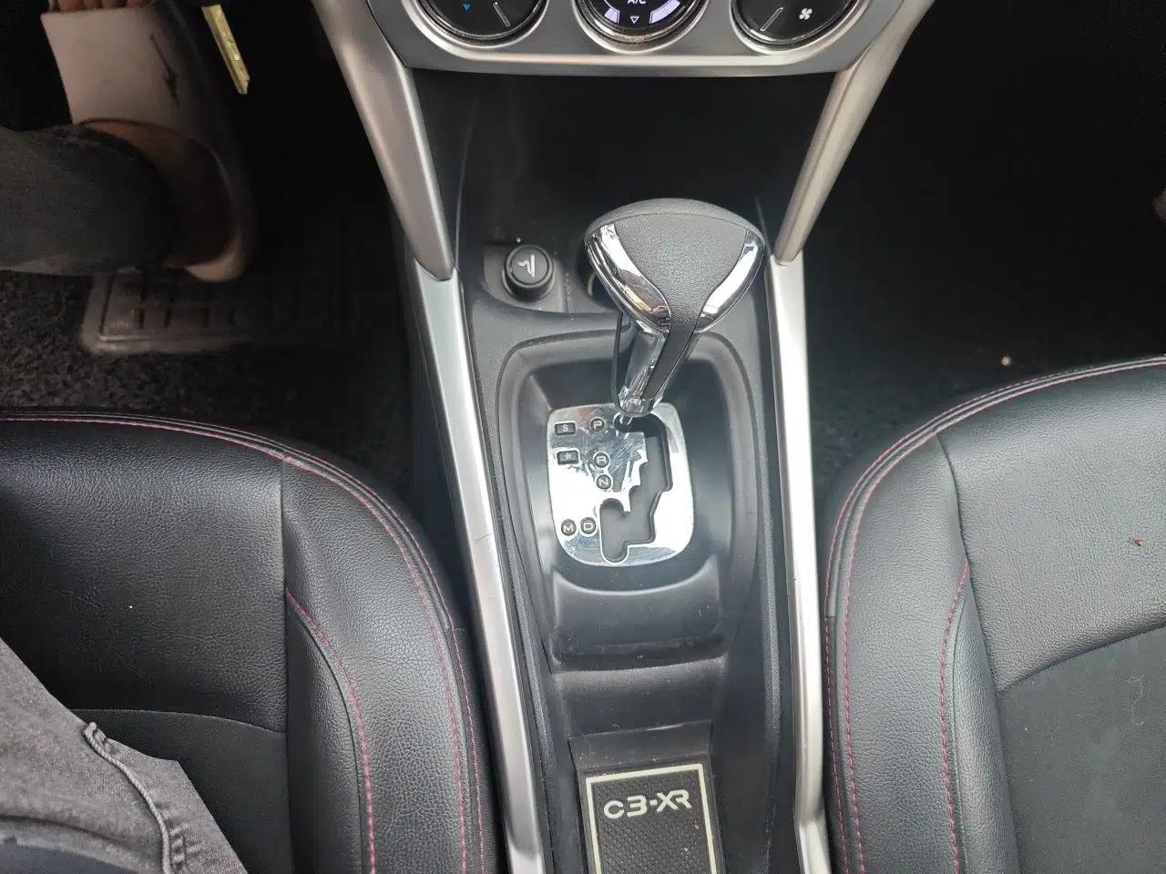 Citroen C3-XR 2015 1.6L Automatic Pioneer Model — миниатюра 14