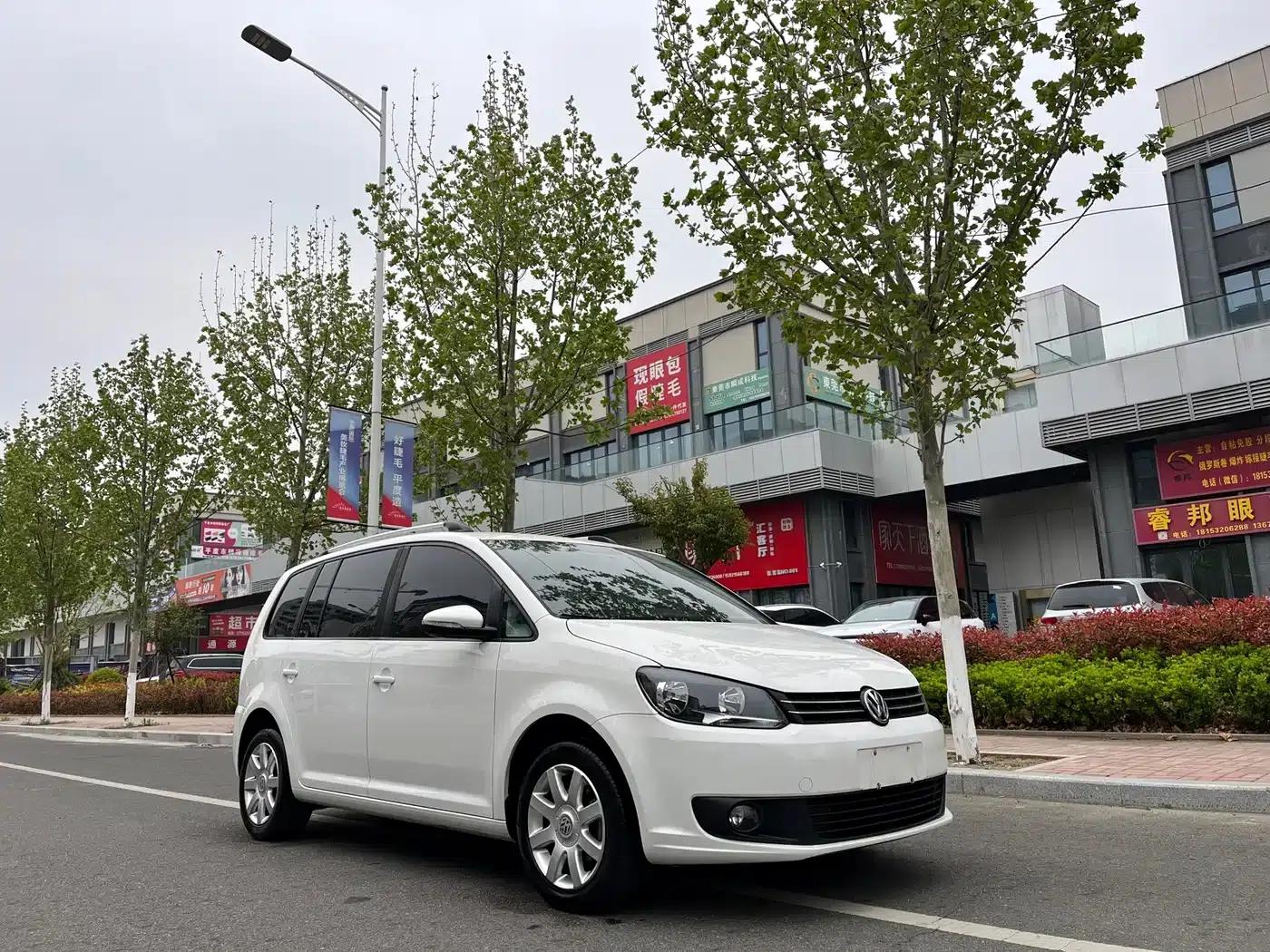 2018 Touran L 1.6L Manual Fashion Edition — миниатюра 2