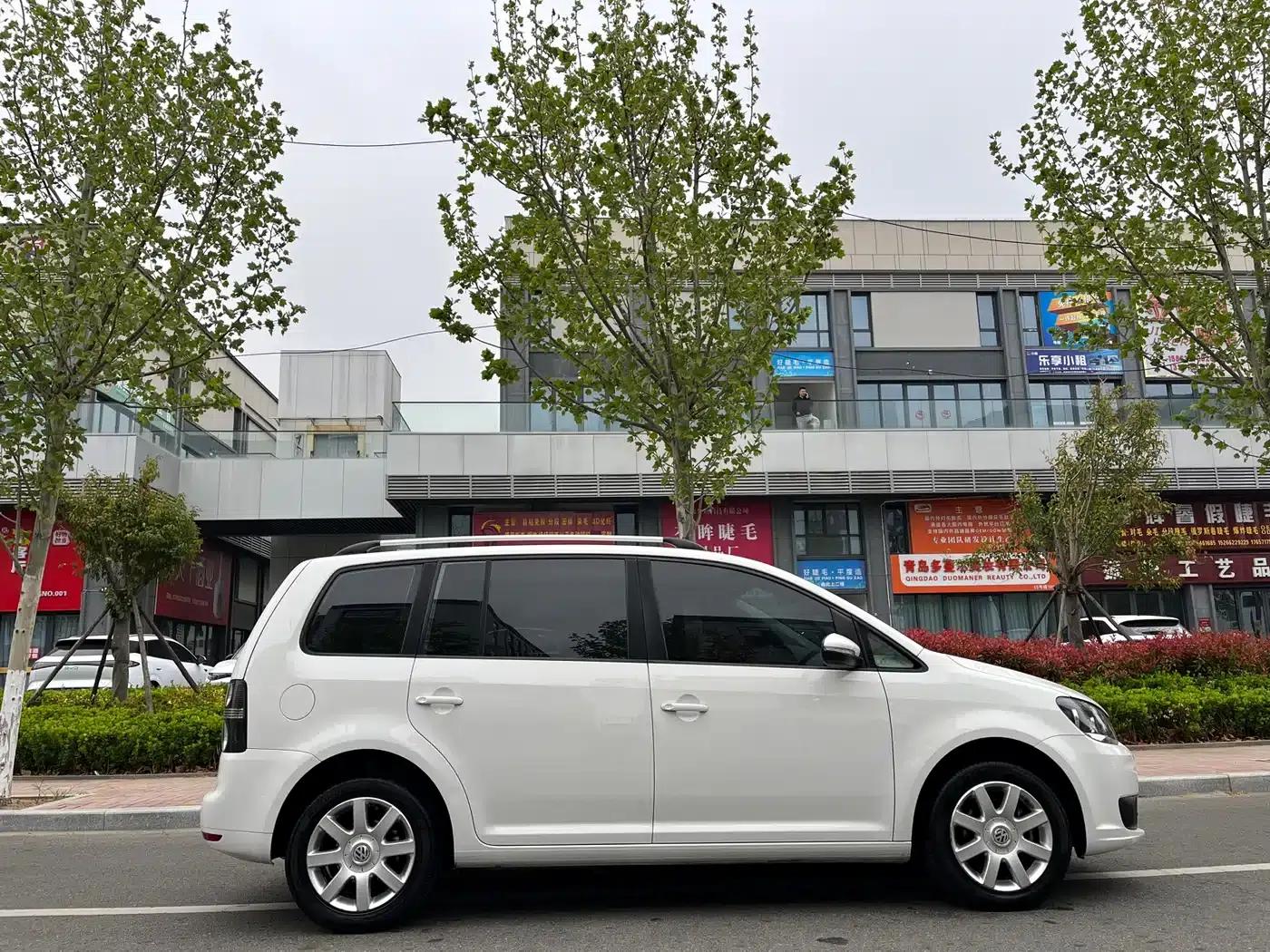 2018 Touran L 1.6L Manual Fashion Edition — миниатюра 5