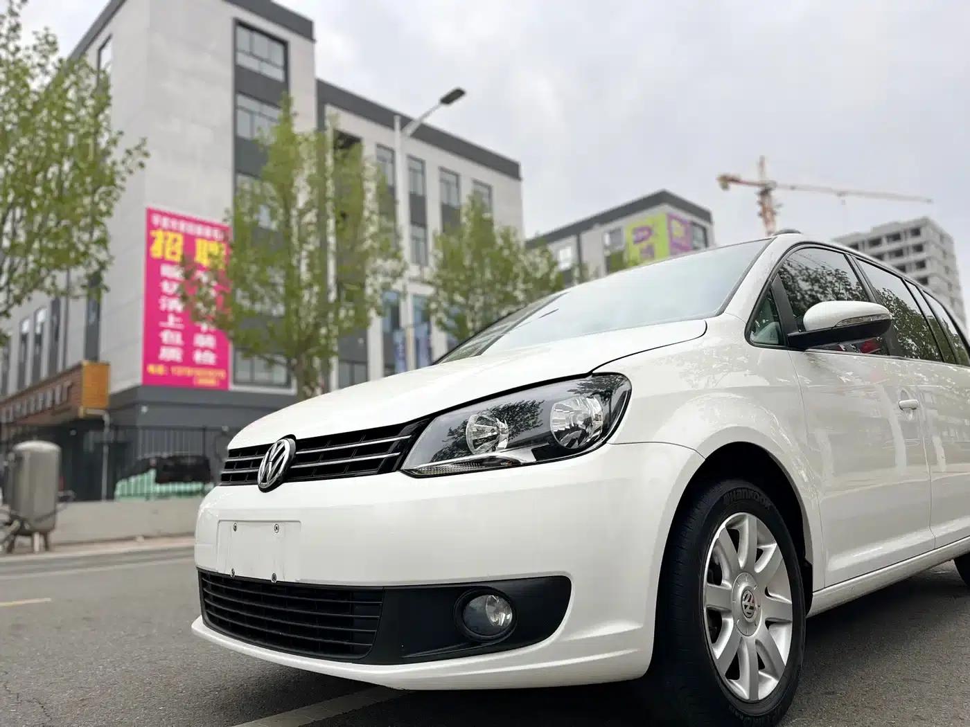 2018 Touran L 1.6L Manual Fashion Edition — миниатюра 6