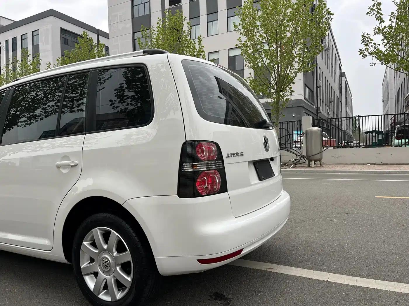 2018 Touran L 1.6L Manual Fashion Edition — миниатюра 7