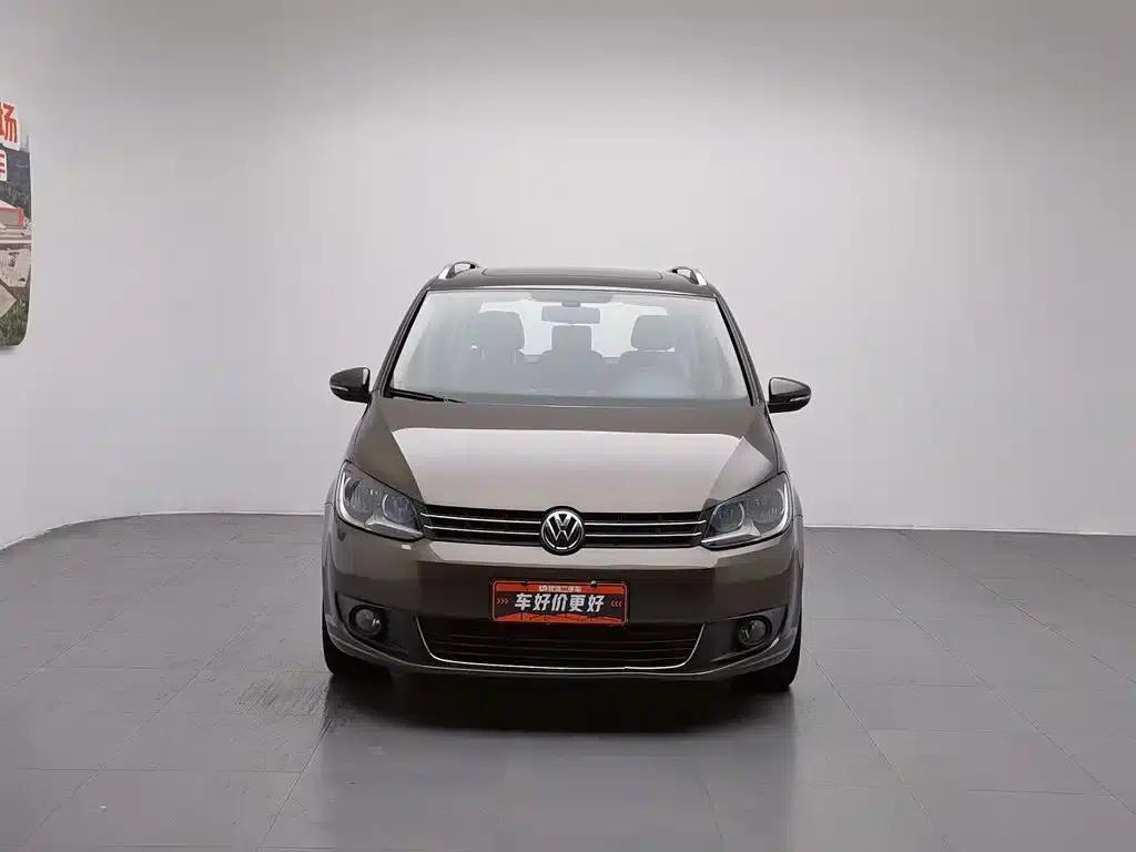2013 Volkswagen Touran 1.4T Manual Comfort Edition 5-seater — миниатюра 3