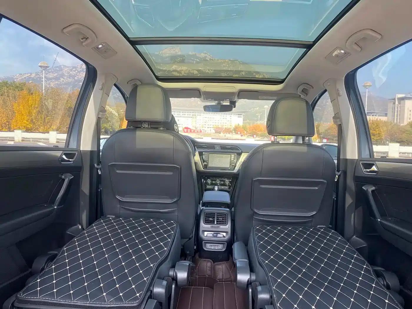 2018 Touran L 280TSI DSG Luxury Edition 6-seater (China VI Emission Standard) — миниатюра 9