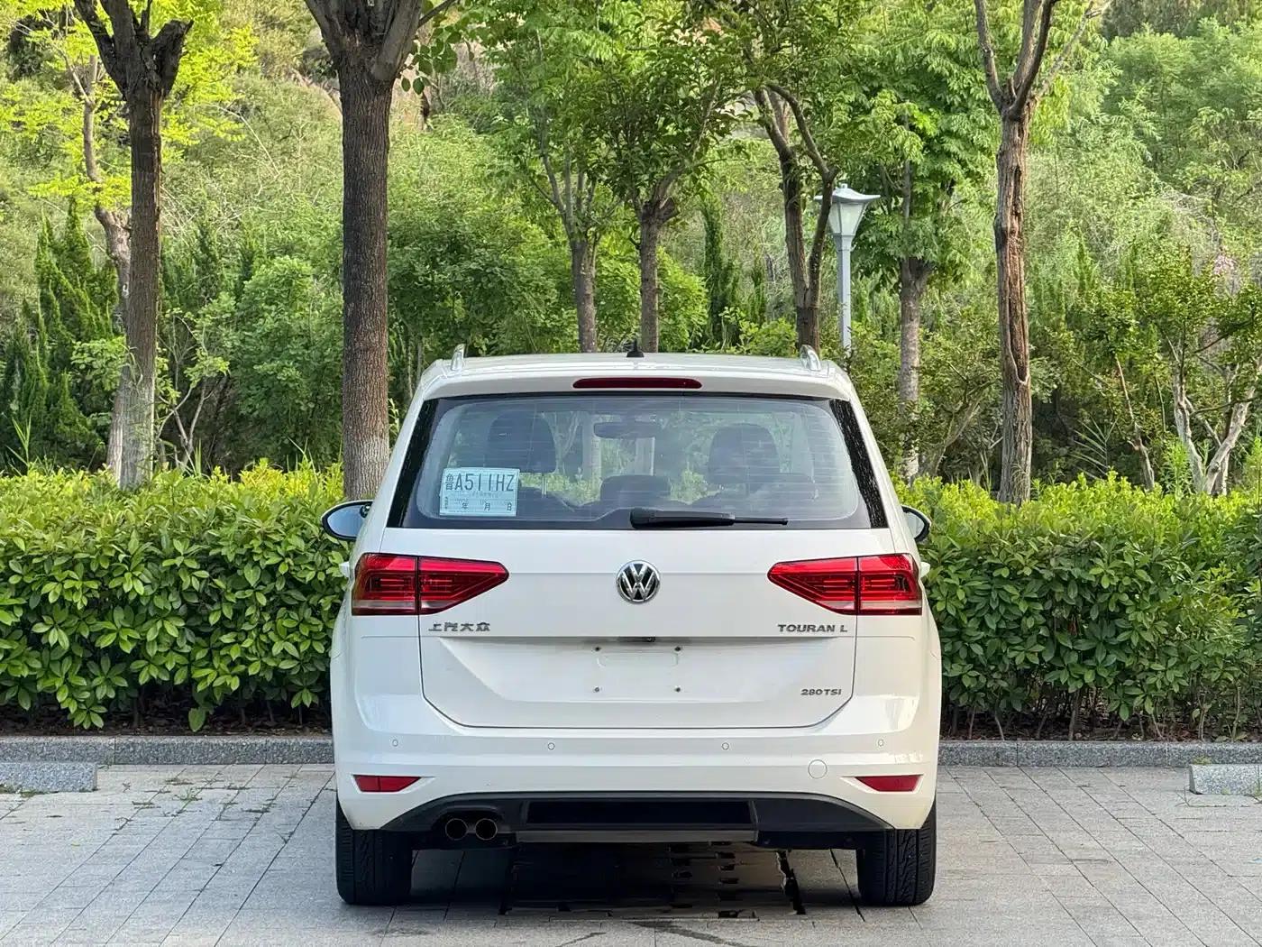 2018 Touran L 280TSI DSG Comfort Edition 7-seater (National V Emission Standard) — миниатюра 11