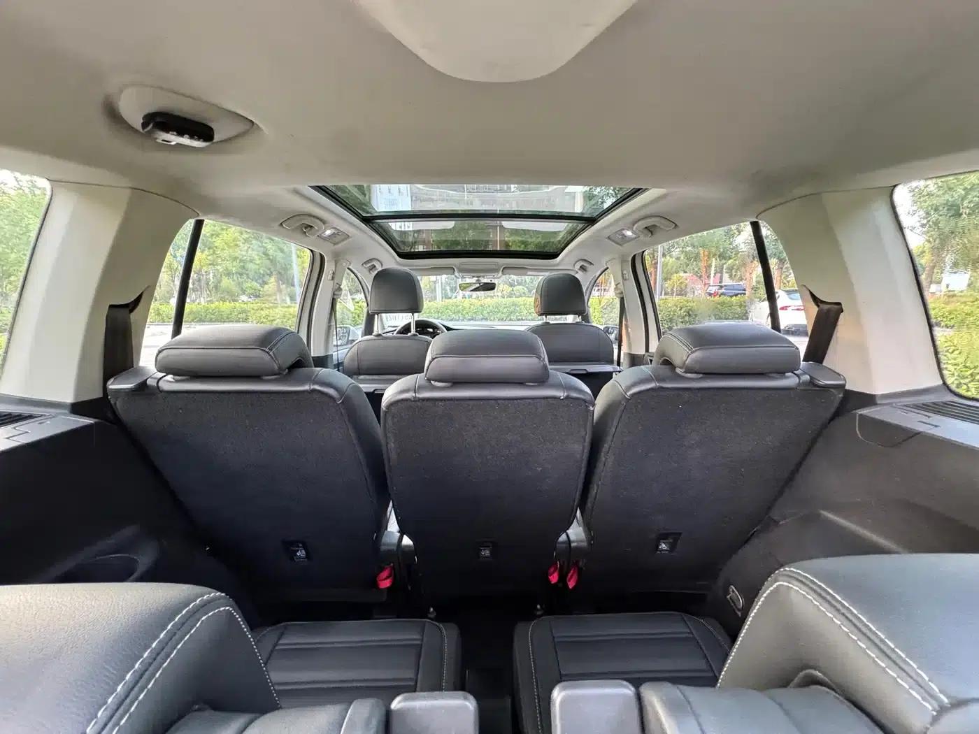 2018 Touran L 280TSI DSG Comfort Edition 7-seater (National V Emission Standard) — миниатюра 7