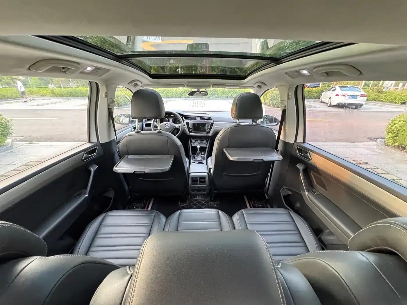 2018 Touran L 280TSI DSG Comfort Edition 7-seater (National V Emission Standard) — миниатюра 8