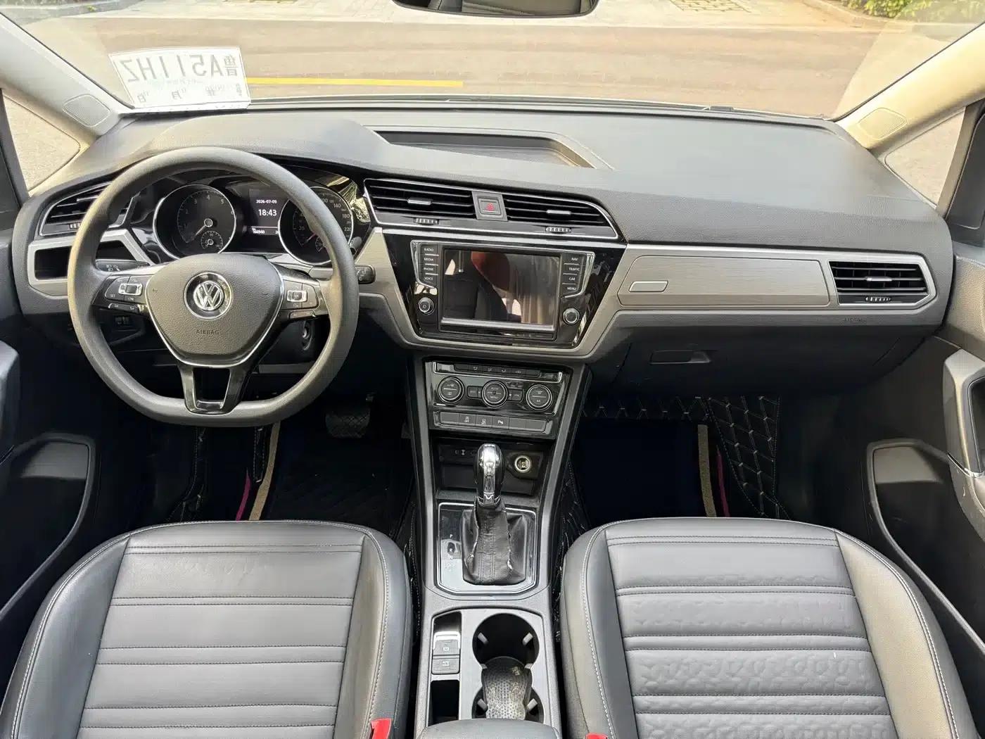 2018 Touran L 280TSI DSG Comfort Edition 7-seater (National V Emission Standard) — миниатюра 9