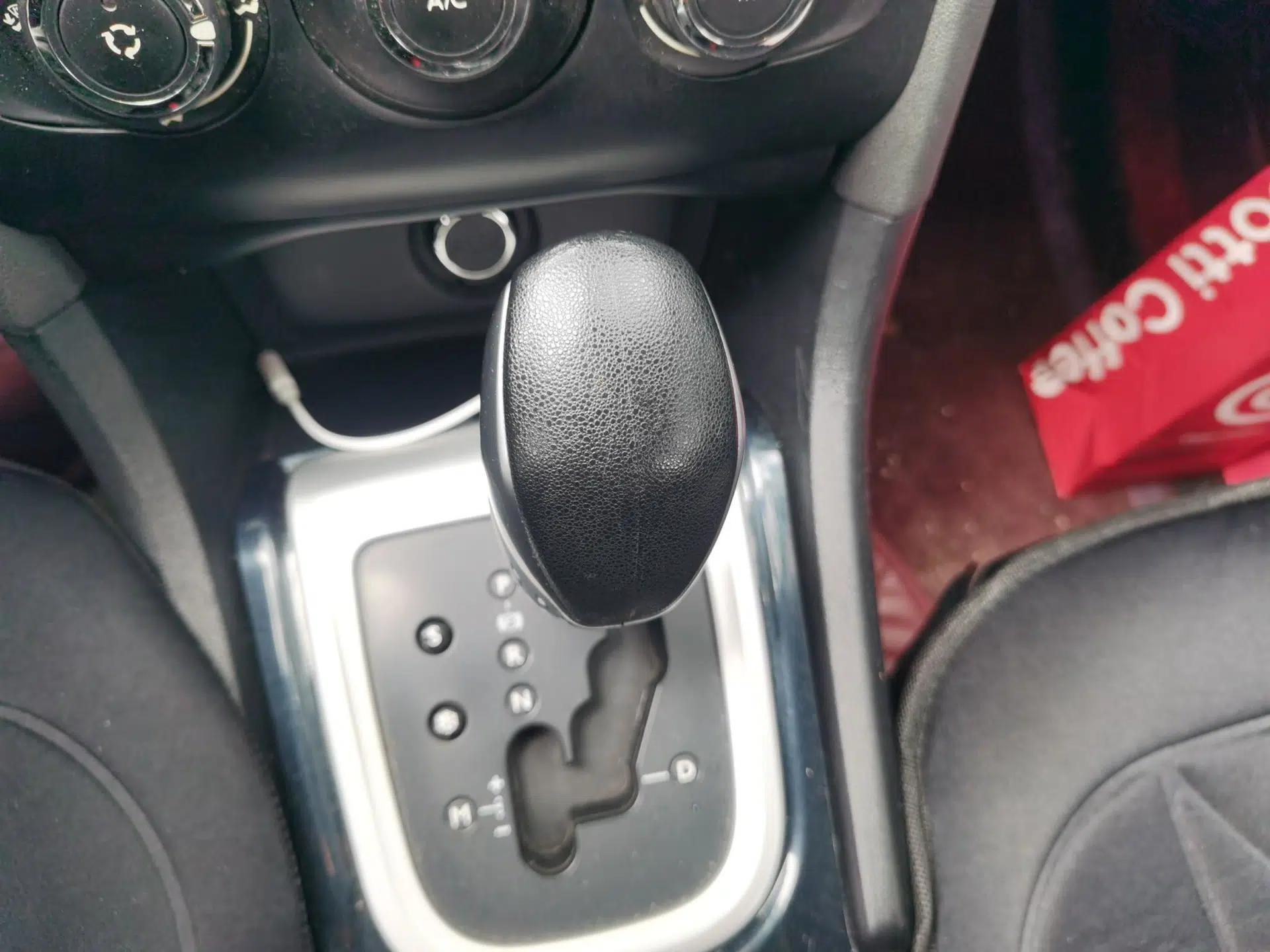 Citroen C4L 2014 1.8L Intelligent Drive Automatic Enjoyment Model — миниатюра 14