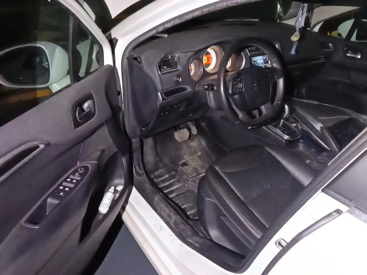 Citroen C4L 2013 1.8L Automatic Jingzhi Edition — миниатюра 16
