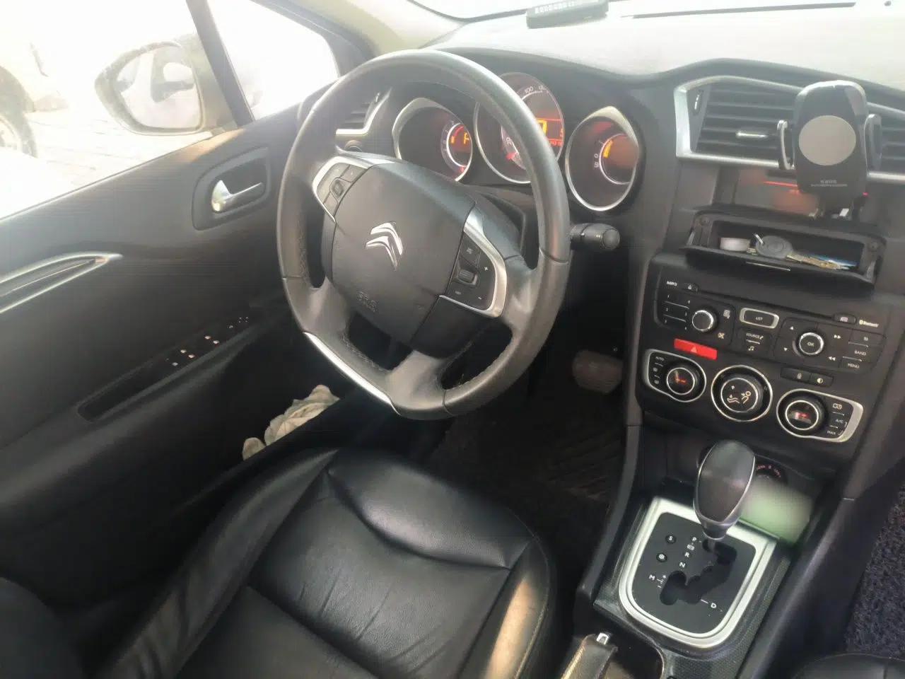 Citroen C4L 2013 1.8L Automatic Jingzhi Edition — миниатюра 10