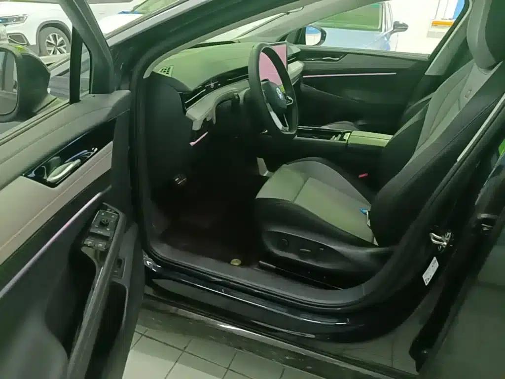 Volkswagen ID.7 VIZZION 2024 AIR — миниатюра 16