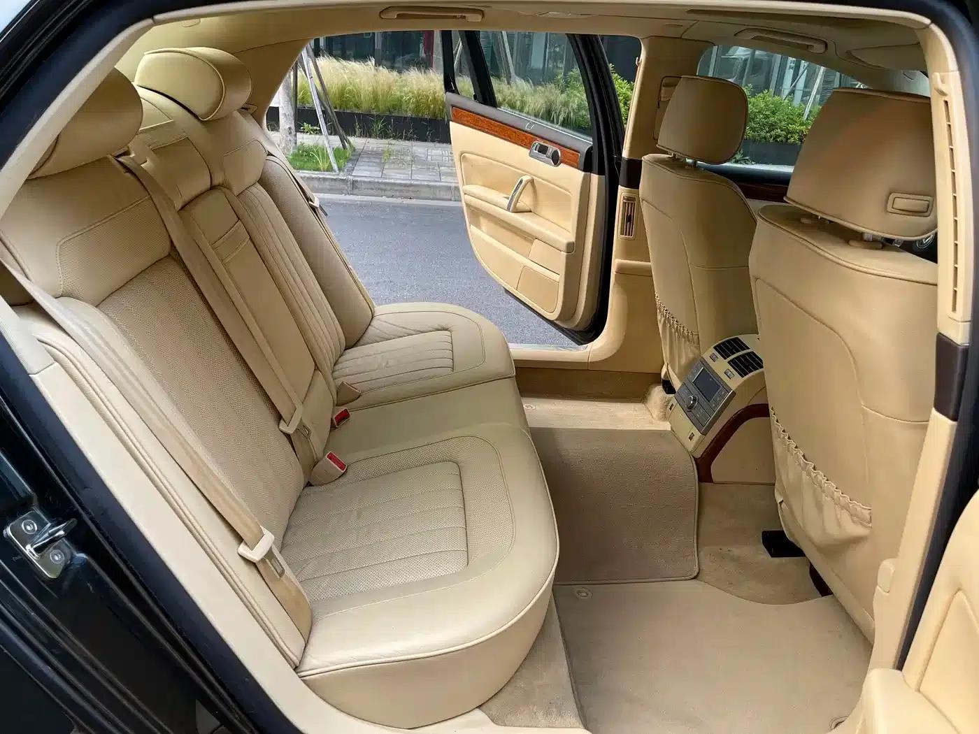 Phaeton 2009 3.6L V6 5-seater Extended Comfort Edition — миниатюра 14