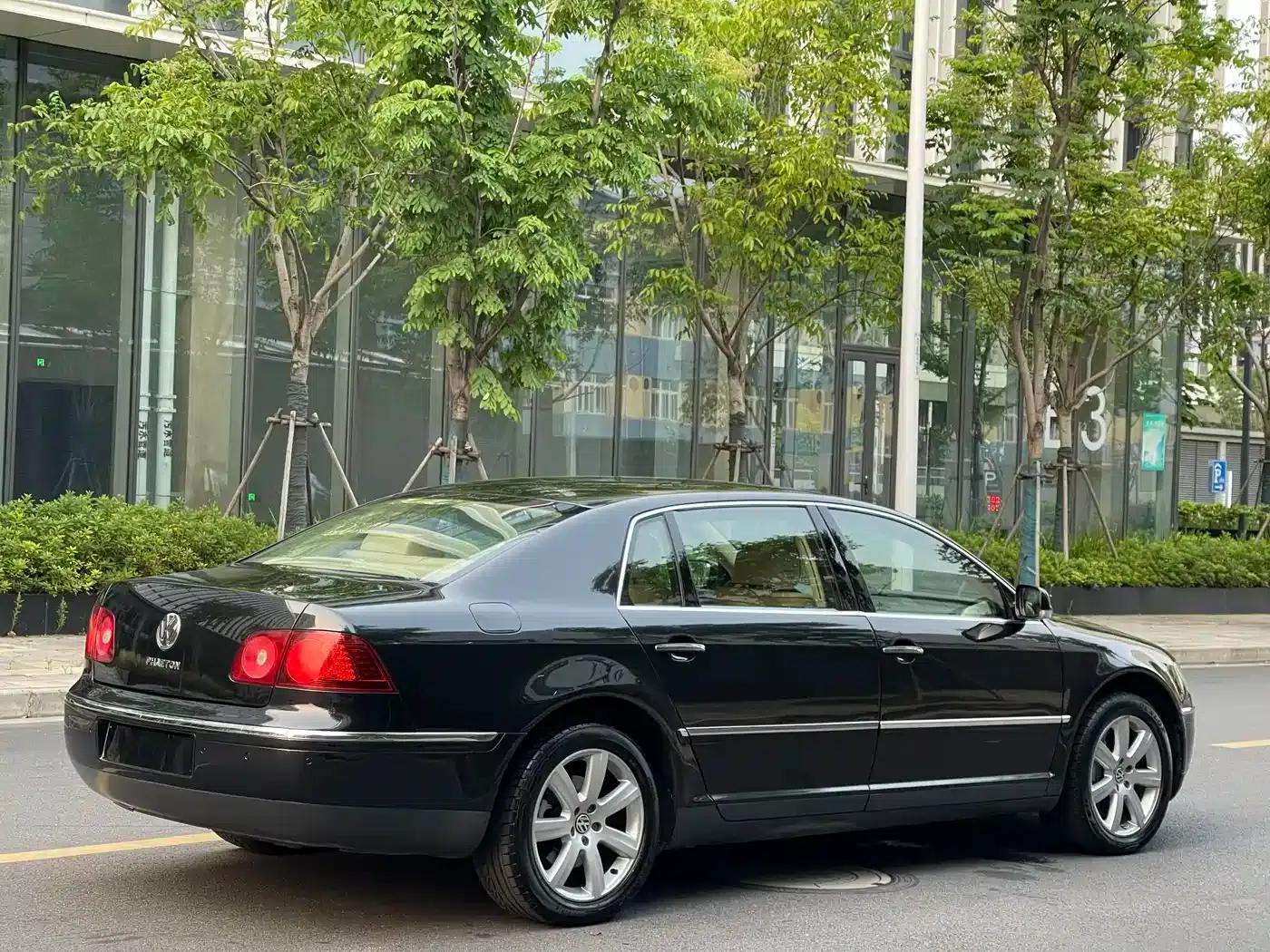 Phaeton 2009 3.6L V6 5-seater Extended Comfort Edition — миниатюра 4