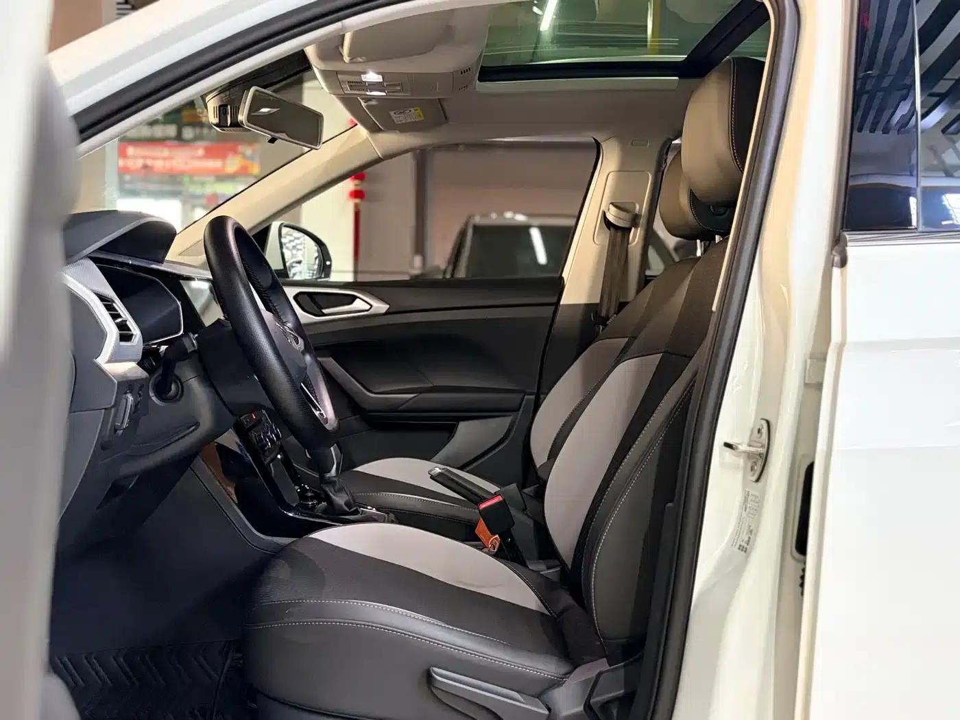 2021 Volkswagen T-Cross 1.5L Automatic Smart Connect Edition — миниатюра 4