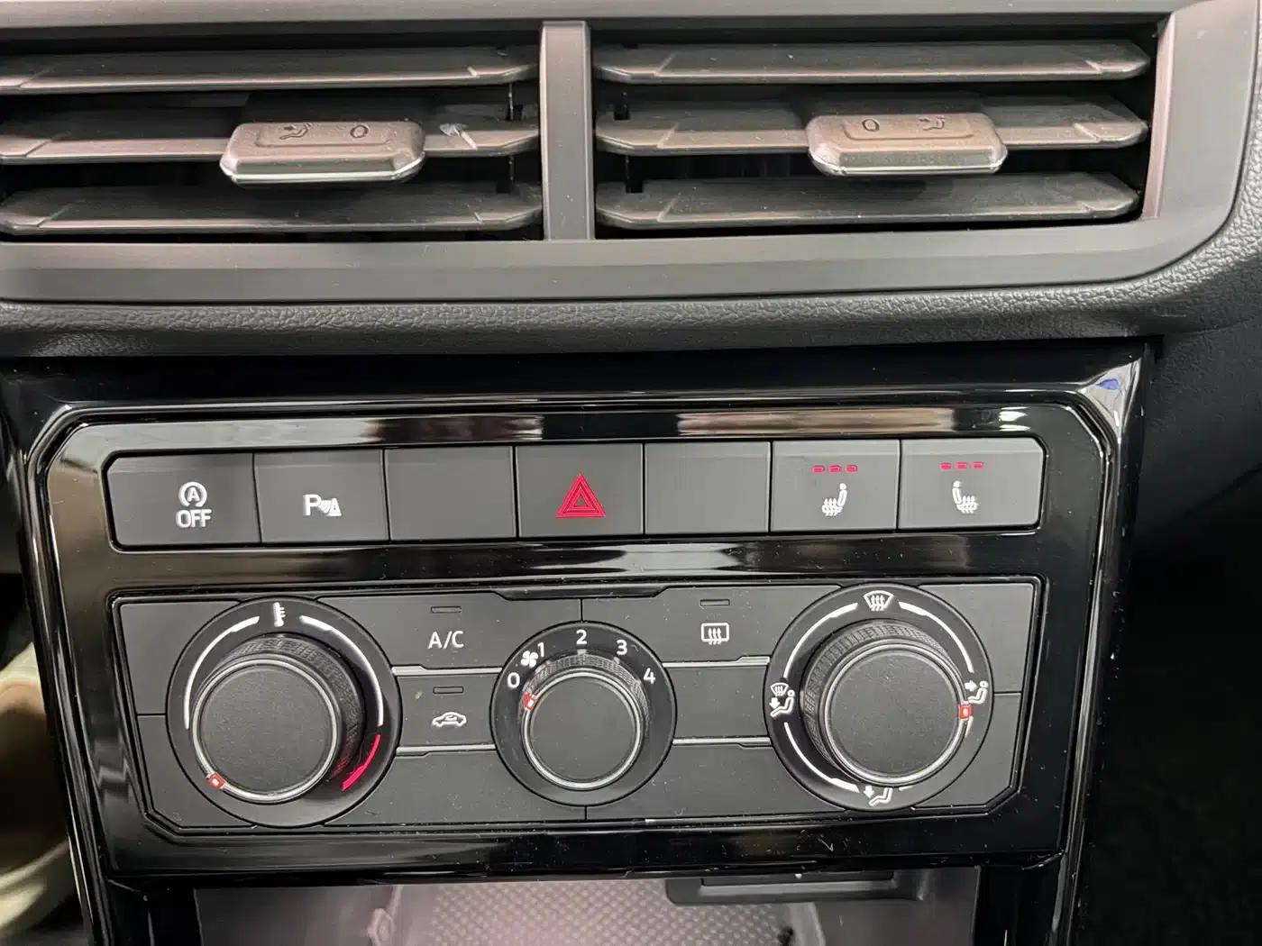 2021 Volkswagen T-Cross 1.5L Automatic Smart Connect Edition — миниатюра 6