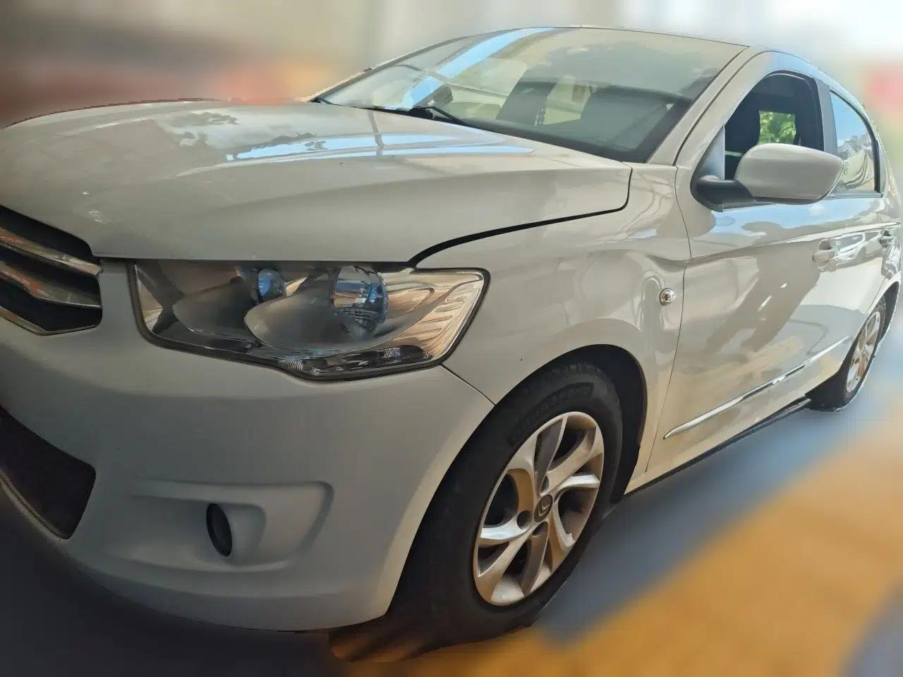 Citroen Elysee 2016 1.6L Automatic Comfort Model — миниатюра 1