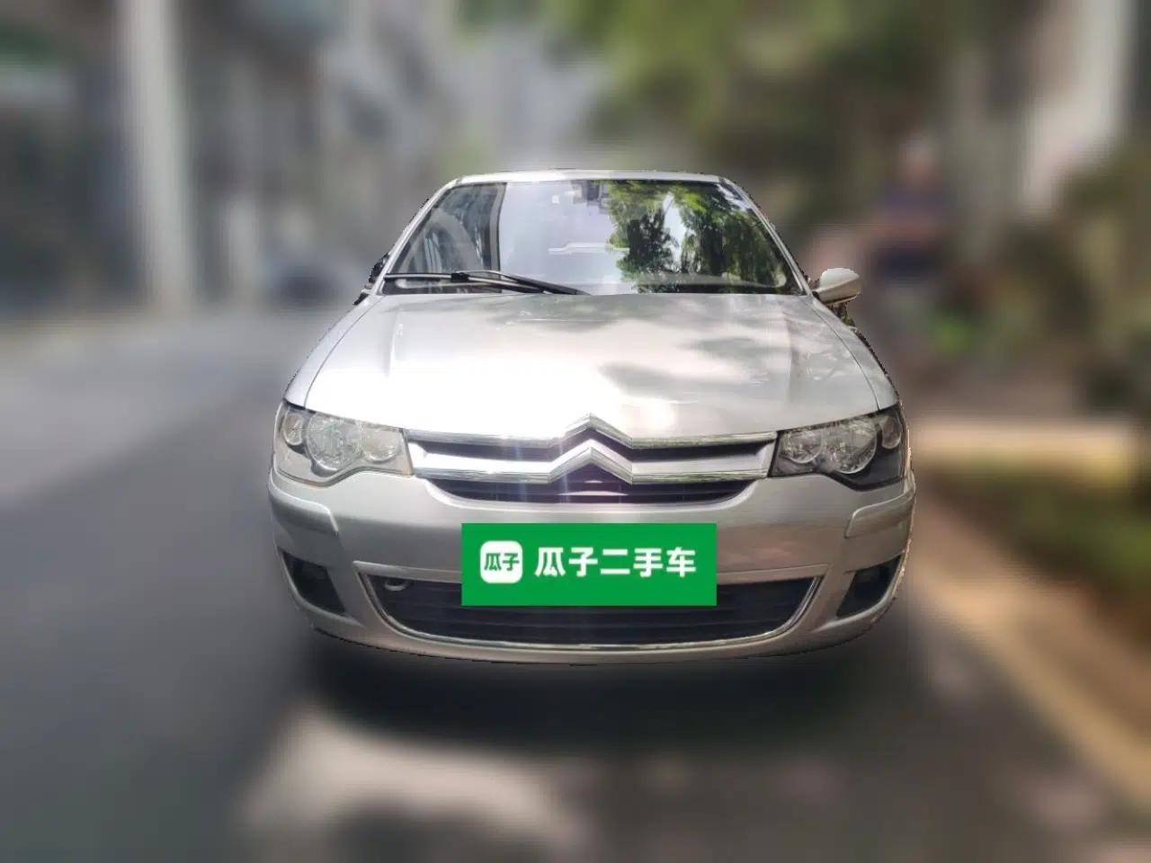Citroen Elysee 2012 Sedan 1.6L Manual Luxury Model — миниатюра 2
