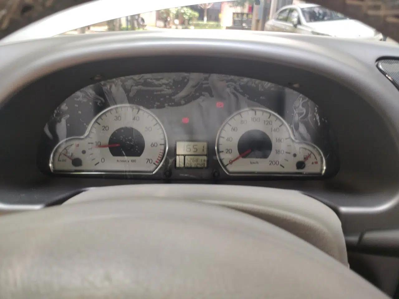 Citroen Elysee 2012 Sedan 1.6L Manual Luxury Model — миниатюра 11