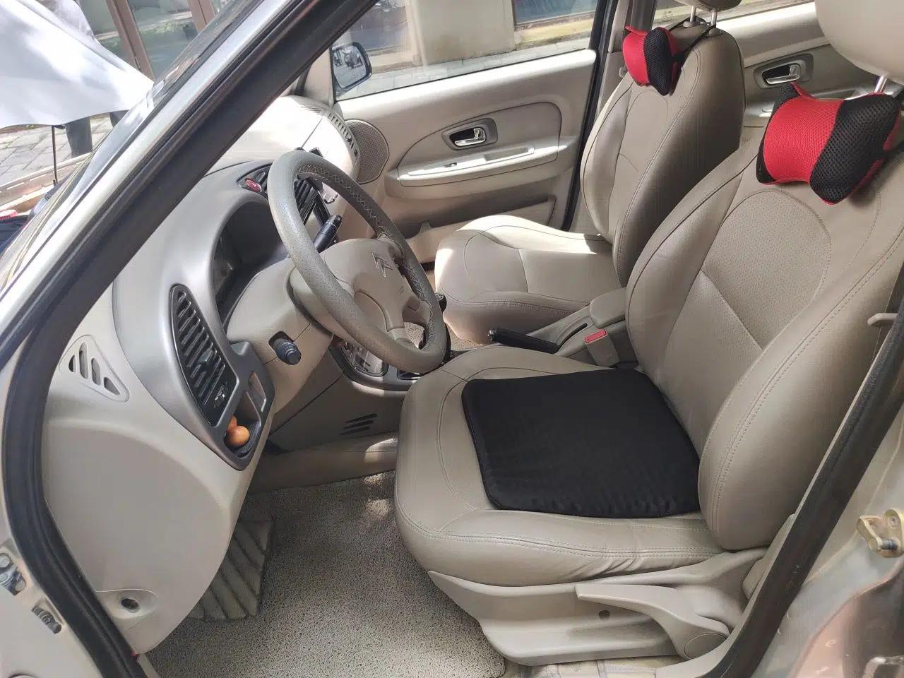 Citroen Elysee 2012 Sedan 1.6L Manual Luxury Model — миниатюра 15