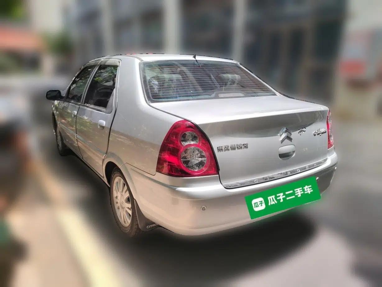Citroen Elysee 2012 Sedan 1.6L Manual Luxury Model — миниатюра 4