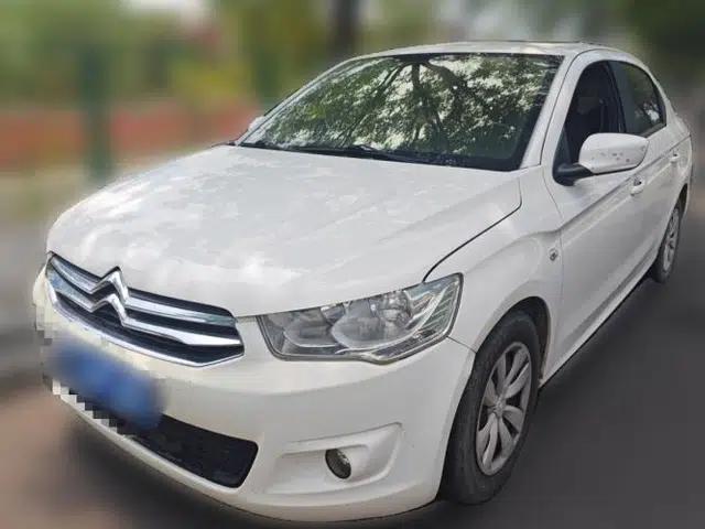Citroen Elysee 2015 Zhishang Edition 1.6L Manual Fashion Model