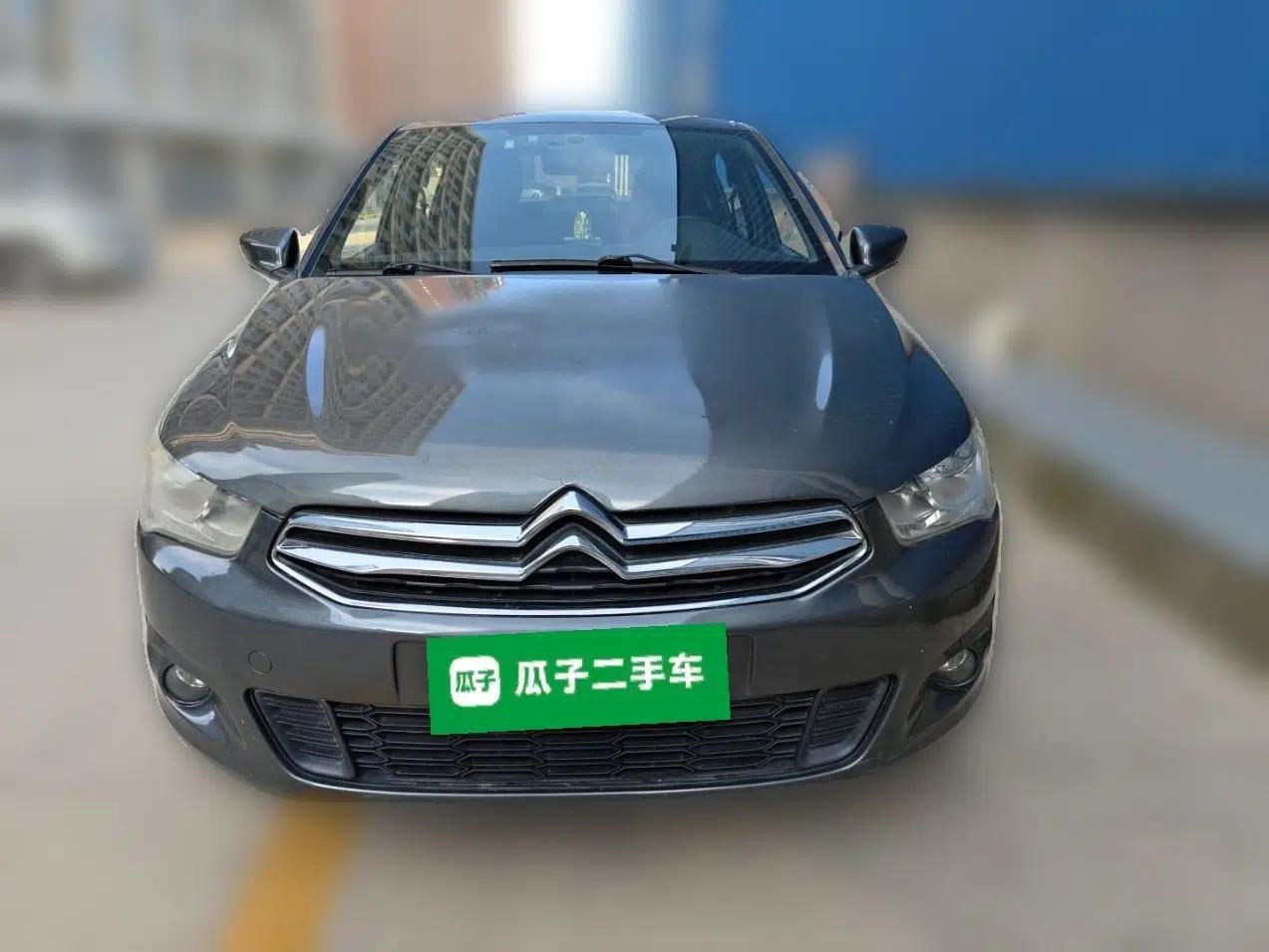 Citroen Elysee 2014 1.6L Manual Fashion Model with Sunroof CNG Version — миниатюра 2