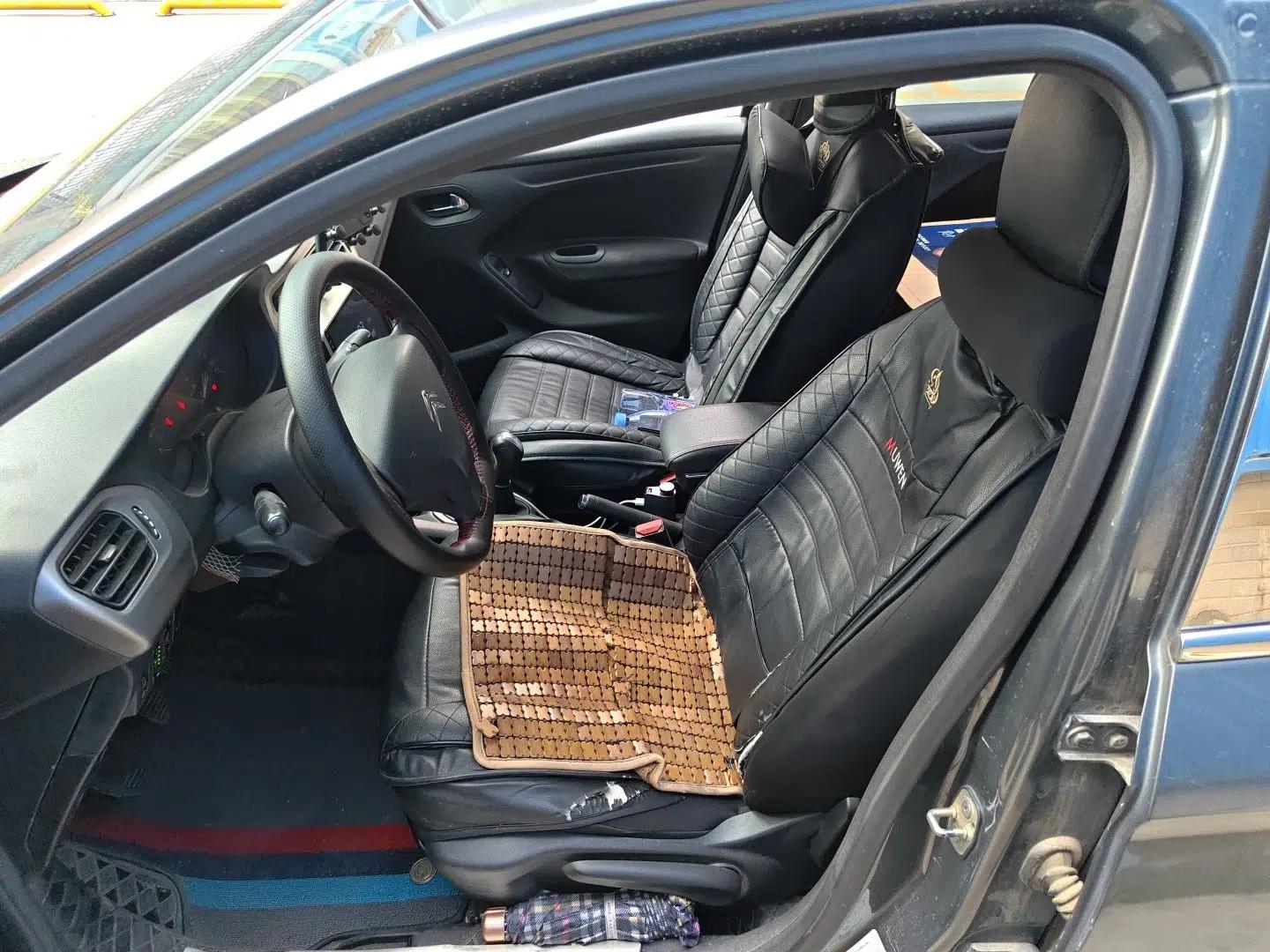 Citroen Elysee 2014 1.6L Manual Fashion Model with Sunroof CNG Version — миниатюра 15