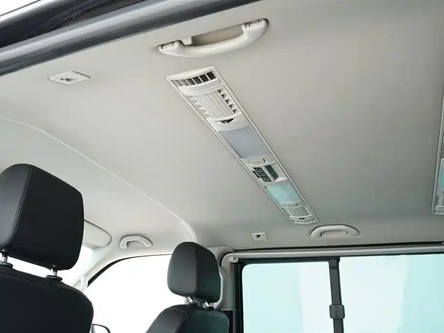 Multivan 2018 2.0TSI 2WD Luxury 7-Seater — миниатюра 14